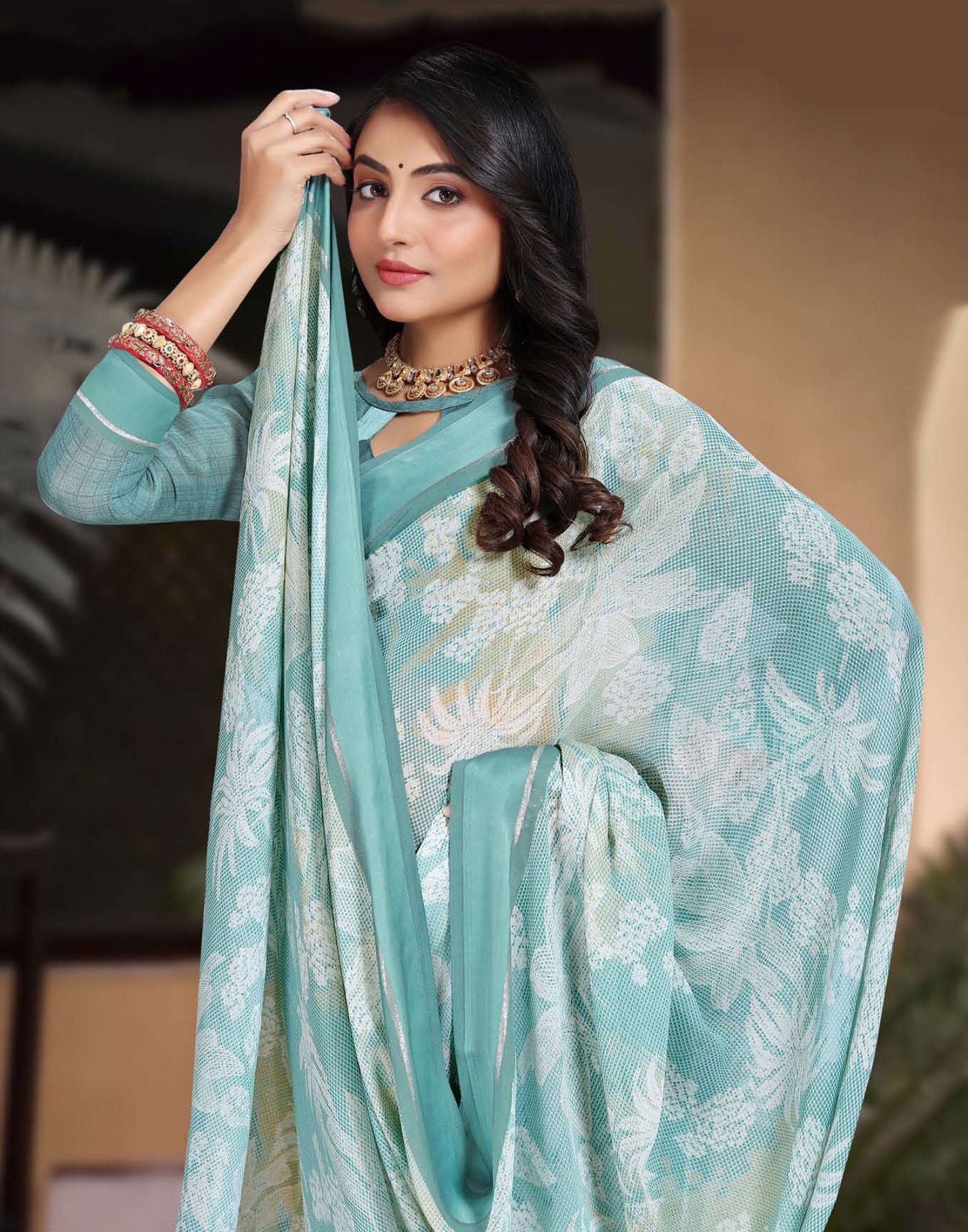 Floral Print Weightless Saree – Light Color – Lightweight Elegance