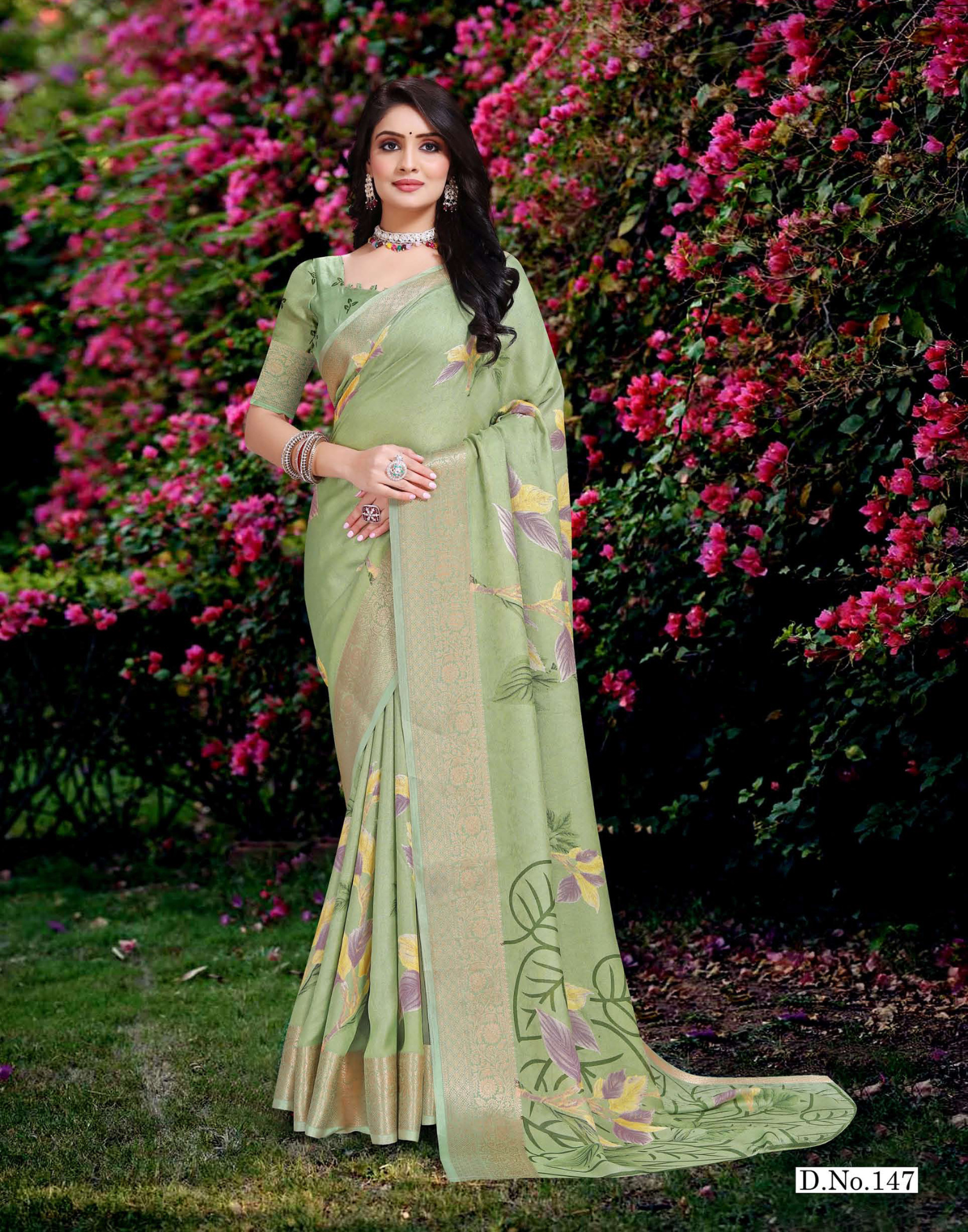 Light Shade Pure Marshmellow Floral Prited Saree - Banarasi style border
