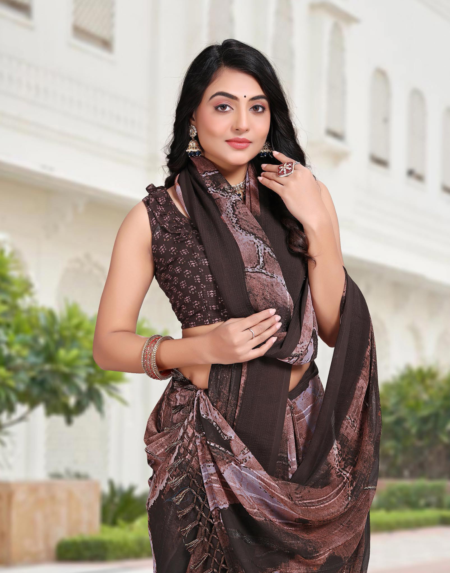 Dark Color Prism Print Saree – Soft Weightless Pattern Fabric – Everyday Style